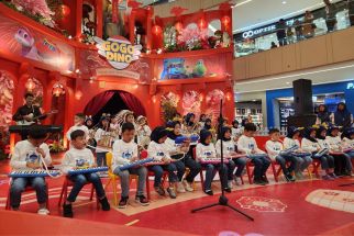 Sanggar Musik Gita Loka Kreasikan Alat Musik Tuk Dimainkan Anak TK-SMA - JPNN.com Jatim