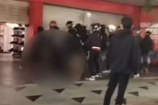 Viral Video Pengeroyokan 2 Remaja di Tunjungan, Polisi Buru Pelaku - JPNN.com Jatim