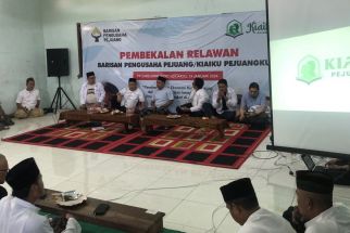 Dewan Pakar TKN Prabowo-Gibran Muhammad Sirod Bekali Ratusan Kiai Kampung - JPNN.com Jatim