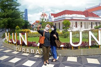 Pemkot Surabaya Pastikan Masyarakat Bebas Berfoto di Alun-Alun, Kecuali - JPNN.com Jatim