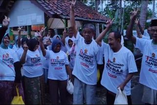 Gerakan Bagi Sembako Haji Endang Juta Terus Berjalan Demi Menangkan Prabowo dan Iwan Bule - JPNN.com Jabar