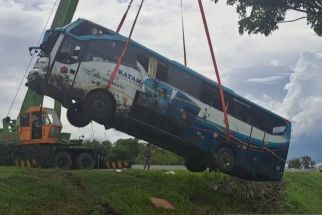 Polisi Periksa 2 Sopir dalam Kecelakaan Bus Rombongan SMAN 1 Sidoarjo di Tol Ngawi - JPNN.com Jatim