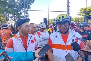 Redakan Tensi Pemilu, Kang Acel Ajak Gowes Seger Bener - JPNN.com Jabar