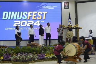 Dinus Festival 2024: Ribuan Pelajar Memperebutkan Beasiswa Pendidikan di Udinus Semarang - JPNN.com Jateng