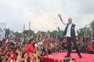 Ganjar Gelorakan Sikat Korupsi dan Kawal Demokrasi di Lapangan Astaka Deli Serdang - JPNN.com Sumut