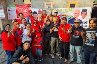Caleg PDIP Maulani Hudayati Surya Ajak Masyarakat Manfaatkan Limbah Botol Plastik - JPNN.com Jabar