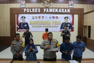 Peras Kepala Desa, Oknum Wartawan di Pamekasan Ditangkap Polisi - JPNN.com Jatim