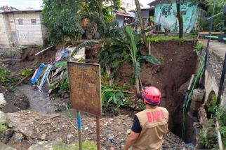 Longsor Susulan di Cilendek Bogor, 31 Warga Diungsikan ke Huntara - JPNN.com Jabar