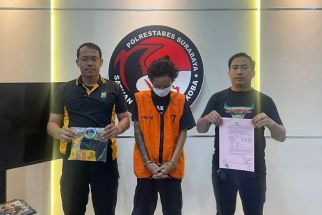 Pemuda di Surabaya Digerebek Saat Berbuat Terlarang di Hotel, Alamak - JPNN.com Jatim