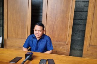 Mantan KSAD Dudung Tuding Ada Aktor Politik di Balik Kritik Universitas ke Jokowi - JPNN.com Jabar