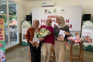 Luncurkan Buku Untuk Perempuan, Caleg Muda Surabaya Ingin Insiprasi Kaum Wanita - JPNN.com Jatim