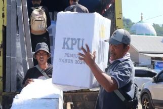 Polres Pesawaran Kawal Pendistribusian Surat Suara ke Pulau Pahawang dan Legundi - JPNN.com Lampung