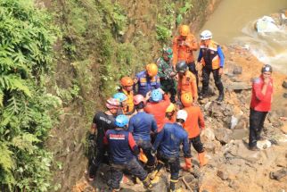 5 Korban Longsor TPT Muarasari Kota Bogor Dapat Dantunan dari BPJSTK dan Perusahaan - JPNN.com Jabar