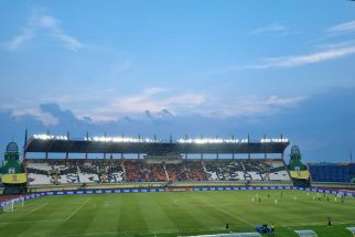 Persib Pindahkan Laga Kandang ke Stadion Si Jalak Harupat untuk Sementara - JPNN.com Jabar