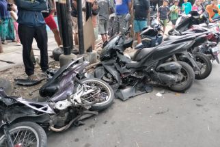 Tabrak 5 Motor di Sidotopo, Ambulans Diduga Milik Demokrat Malah Kabur - JPNN.com Jatim