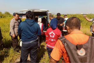 Mayat Bersimbah Darah di Areal Tambak Surabaya Diduga Korban Pembunuhan - JPNN.com Jatim