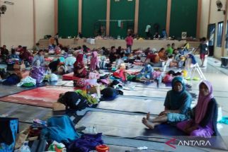 Banjir Tak Kunjung Surut, Jumlah Pengungsi di Kudus Mencapai 5.014 Jiwa - JPNN.com Jateng