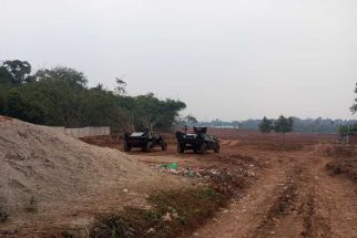 Oknum TNI Diduga Merusak Pagar Beton Lahan PT Natura City di Gunung Sindur Bogor - JPNN.com Jabar