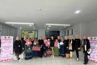 PIM dan IPPAT Jabar Beri Kebahagiaan untuk Para Lansia di Bandung - JPNN.com Jabar