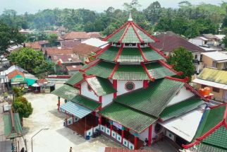Melihat Masjid Bergaya Kelenteng di Purbalingga - JPNN.com Jateng