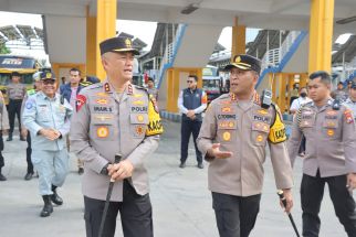 Kapolda Jatim Pastikan Terminal Purabaya Siap Melayani Pemudik Menjelang Arus Mudik 2024 - JPNN.com Jatim
