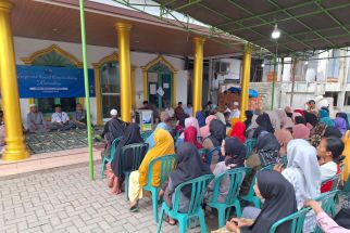 PT WOM Finance Lampung Berbagi Kebaikan kepada Janda dan Kaum Dhuafa - JPNN.com Lampung
