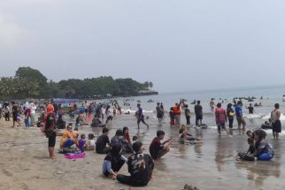 Kunjungan Wisatawan ke Pantai Anyer-Carita Mencapai 62 Ribu - JPNN.com Banten