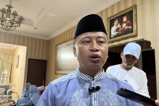 Siap Maju di Pilkada Depok, Supian Suri Akui Sudah Dapat Lampu Hijau dari Ridwan Kamil - JPNN.com Jabar