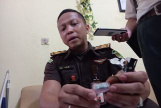 Orang Tak Dikenal Selundupkan Sabu-sabu ke Tahanan di PN Bandung - JPNN.com Jabar