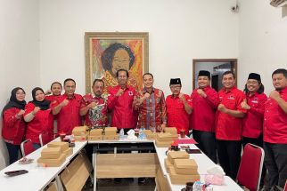 PDI Perjuangan Surabaya Buka Pendaftaran Pilkada 2024 Awal Mei, Eri-Armuji Daftar Pertama - JPNN.com Jatim