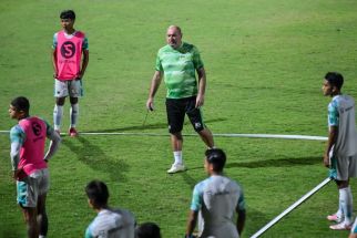 Laga Kontra PSS, Ajang Pembuktian Pemain Persib Bisa Bertahan di Musim Depan - JPNN.com Jabar