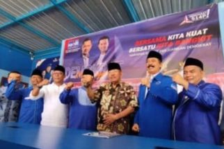 Fattah Jasin Daftar Pilkada Pamekasan ke Demokrat Didampingi Imam Utomo - JPNN.com Jatim