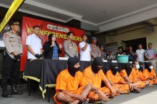 Selebgram Wanita di Tulungagung Ditangkap Polisi, 6 Bulan Promosikan Judi Slot - JPNN.com Jatim