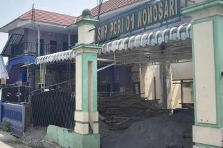 Kesaksian Kepsek SMP PGRI 1 Wonosari dalam Kecelakaan di Tol Jombang-Mojokerto - JPNN.com Jatim