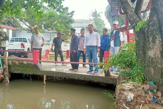 Atasi Permasalahan Banjir Mampang, Pemkot Depok Akan Relokasi Masjid Jami Al Istiqomah - JPNN.com Jabar
