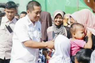 Terdampak Abrasi, 375 Keluarga di Kawasan Pesisir Karawang Direlokasi - JPNN.com Jabar