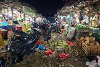 Pedagang Pasar di Surabaya Sambat, Bandingkan Kelayakan Fasilitas dengan Tarif Lapak - JPNN.com Jatim