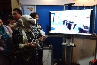Di Pameran Abhirama, Udinus Semarang Memperkenalkan Inovasi Virtual Museum, Pengunjung Penasaran - JPNN.com Jateng