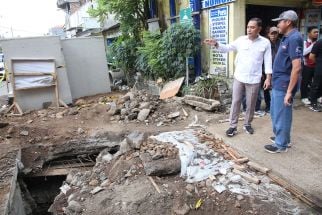 Antisipasi Musim Hujan, Eri Minta Pengerjaan Saluran di Jalan Karah Dilakukan 24 Jam - JPNN.com Jatim