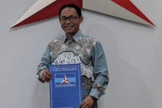 Maju Pilkada Kota Tangerang, Jazuli Abdillah Kantongi Surat Tugas Partai Demokrat - JPNN.com Banten
