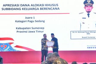 Bupati Fauzi Raih Penghargaan dari BKKBN Atas Penurunan Angka Stunting di Sumenep - JPNN.com Jatim