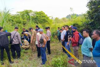 Penemuan Kerangka Manusia di Kebun Kosong Hebohkan Warga Bojongraharja Sukabumi - JPNN.com Jabar