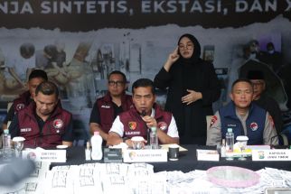 Pabrik Narkoba Sintetis di Malang Dikendalikan WNA Malaysia Secara Daring - JPNN.com Jatim