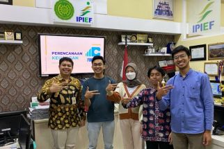 Ada Aplikasi Buatan Mahasiswa untuk Mencegah Pinjol dan Judi Online - JPNN.com Jogja