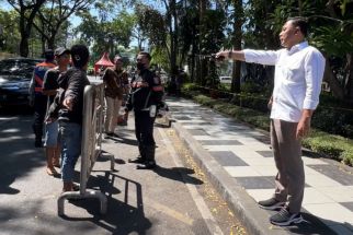 Geramnya Wali Kota Eri Saat Temui Parkir Liar di KBS, Petugas Dishub Disemprot - JPNN.com Jatim