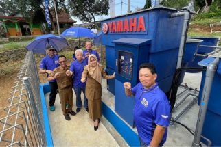 Yamaha Bagikan Teknologi Penjernih Air ke Warga Desa Seloliman Mojokerto - JPNN.com Jatim