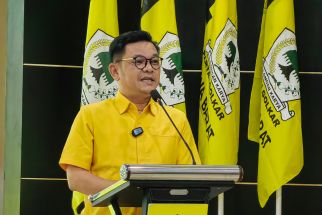 Ace Hasan: Kader Golkar Harus Tangguh dan Vokal Perjuangkan Rakyat - JPNN.com Jabar