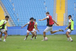 Pelatih PSM Makassar Blak-blakan Soal Kondisi Persis Solo: Lebih Baik dari Kami - JPNN.com Jateng