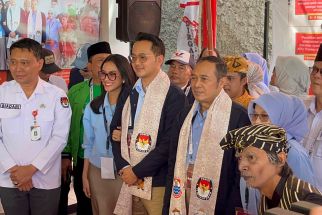 Maju Pilkada Cimahi 2024, Ngatiyana-Adhitia Yudhistira Tak Gentar Hadapi Koalisi Gemuk - JPNN.com Jabar