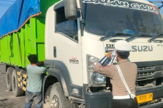 Selama Agustus, Polres Gresik Tilang 106 Truk Langgar Jam Operasional - JPNN.com Jatim